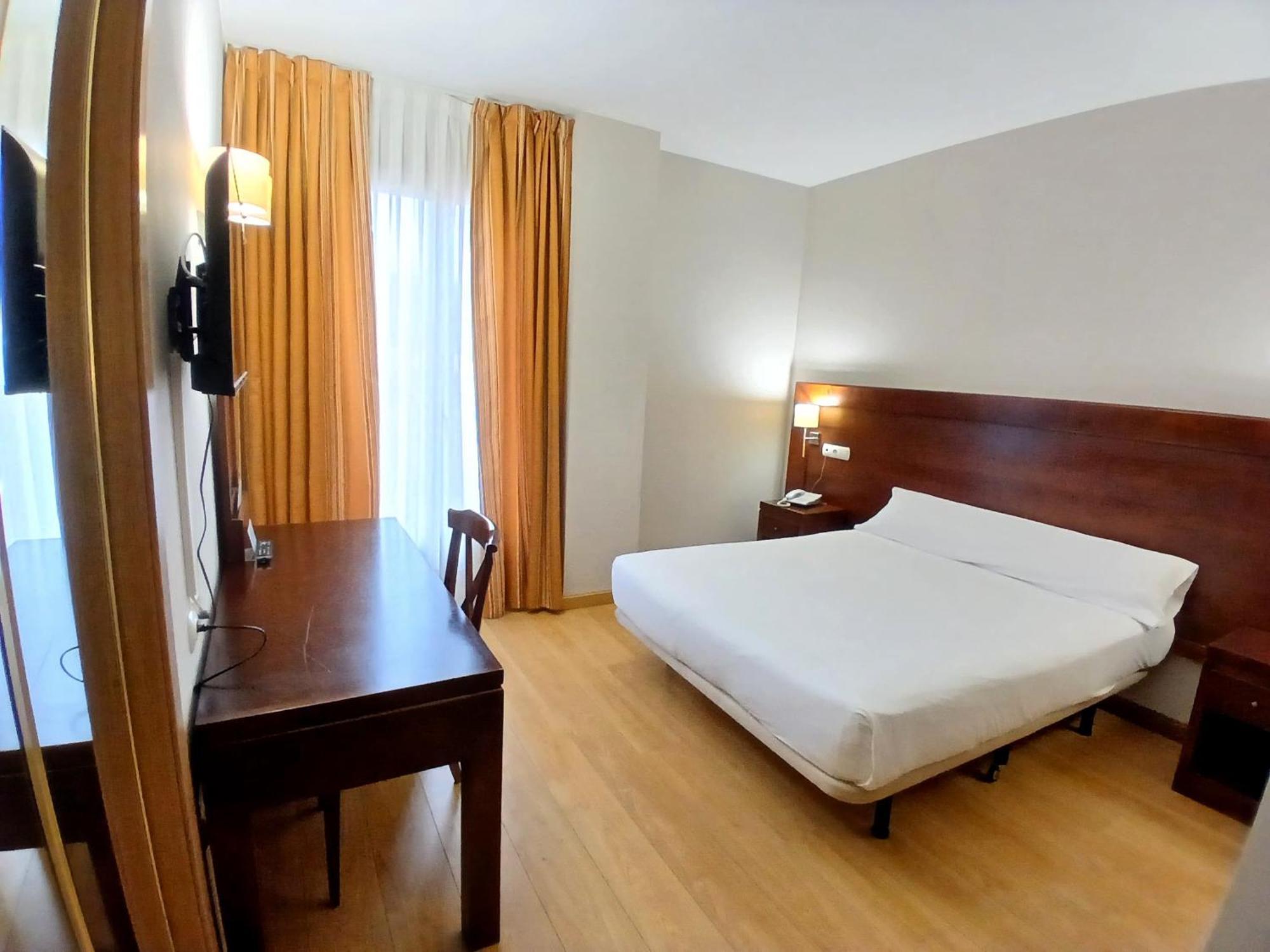 Hotel Campos De Castilla Soria Esterno foto